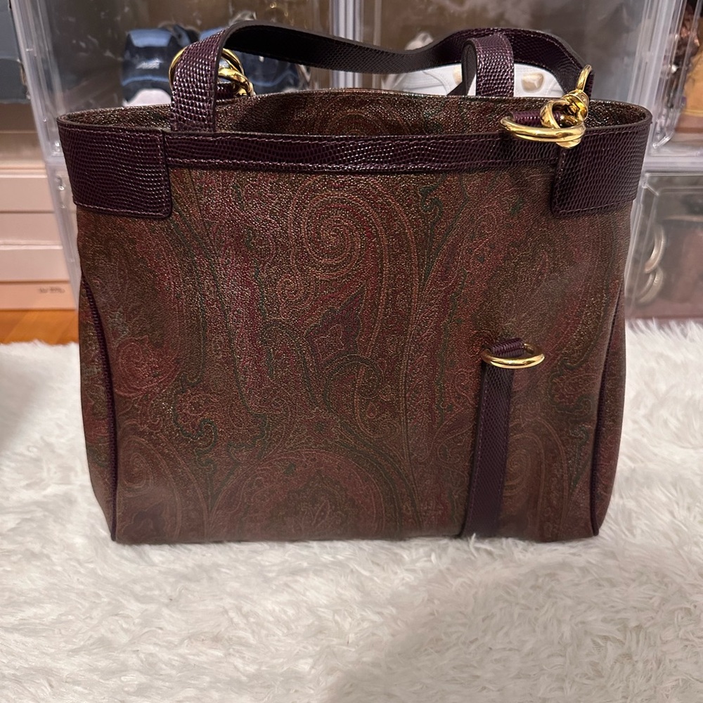 Elegant Paisley Tote Bag with Gold Details